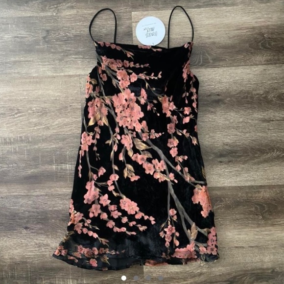 Princess Polly cherry blossom mini dress - Picture 1 of 2